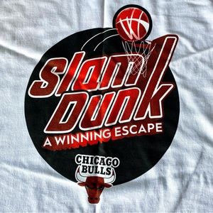 [Gildan] White Cotton Chicago Bulls Tshirt
